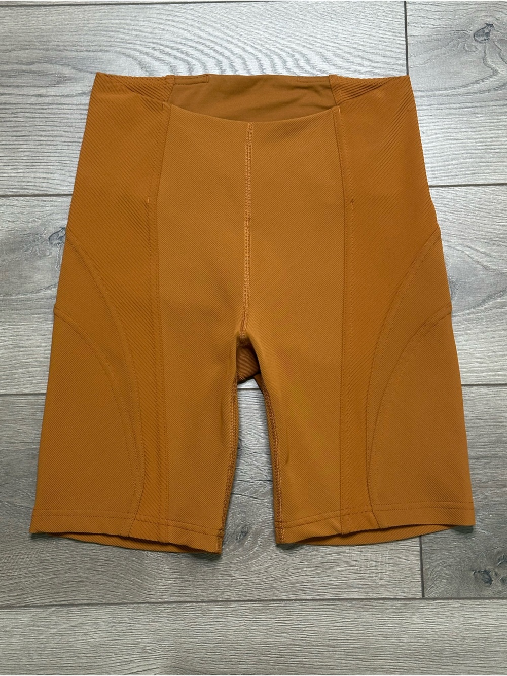 Lululemon Ribbed High-Rise Yoga Short 8" Butternut Brown Size 6